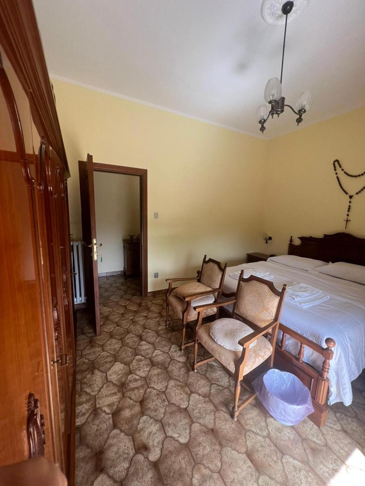 Calvi dellʼ Umbria Affittacamere Da Elio E Renata מראה חיצוני תמונה